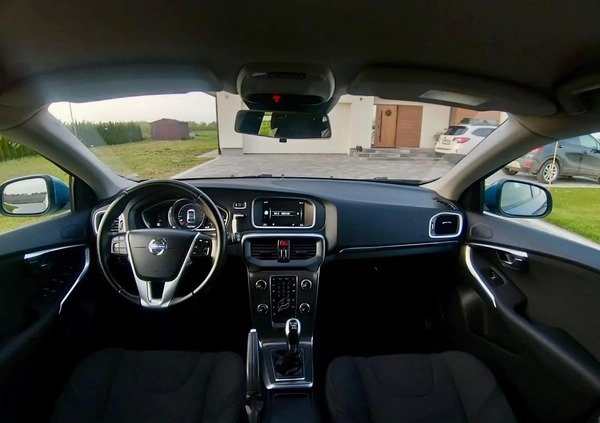 Volvo V40 cena 38900 przebieg: 171000, rok produkcji 2015 z Strzelce Opolskie małe 781